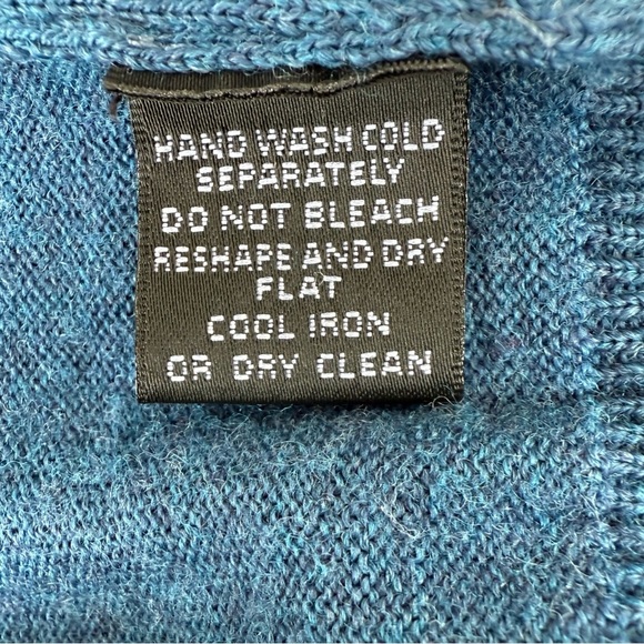 Saks Fifth Avenue 1/4-Zip Sweater XL – 100% Merino Wool, Made in Italy, Blue - Picture 3 of 14